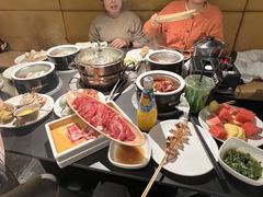 -钱小奴海鲜自助黑金店(杭州滨江龙湖店)