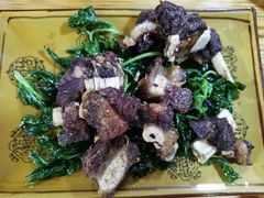 手抓牦牛排-老字号特色藏餐(香格里拉古城店)