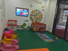 -雅悦齿科(顾村公园店)