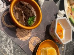 -牛YO寿喜烧·铁板烧和牛火锅自助(市府恒隆店)