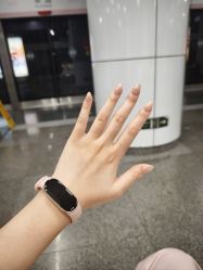 -小黑瓶美甲美睫