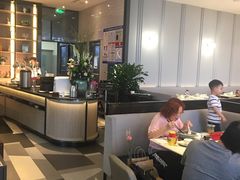 -港丽餐厅(高德置地店)