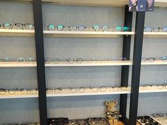 -瑞司视光眼镜·蔡司战略合作眼镜店(新街口店)
