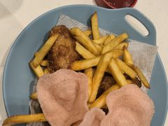 吉列猪扒拼薯条-龍记香港茶餐厅(久光百货店)