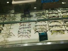 -同仁验光配镜(中心店)