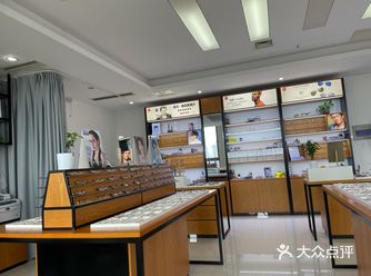 服务好的小哥哥超有耐心哦！