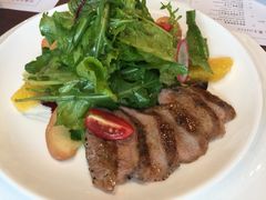 红树根鸭胸肉沙拉-Suerte音乐餐厅