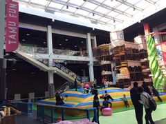 -蒙特利亲子乐园