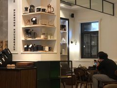 大堂-星巴克臻选(广州沙面店)