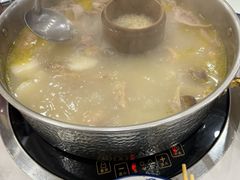 -朴小妹人参鸡汤火锅(长白山万达店)