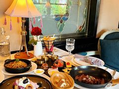 -火车头法国西餐厅