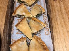 塔哈尔芝士羊肉饼-塔哈尔·新疆盛宴(城西银泰店)
