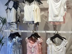 -Hollister(天环广场店)