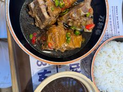 -万和春排骨砂锅米饭(新业广场店)