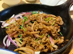 铁板孜然羊肉-关东小磨东北菜(上海长风大悦城店)