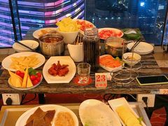 -云中捞高空旋转餐厅(商茂世纪广场店)