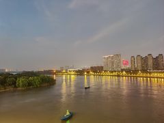 -南京眼步行桥