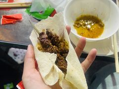 -胡记烧烤(黄山新村总店)