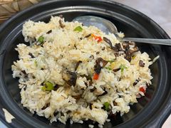 -原林野山菌火锅·炒菌(关上野生菌一条街店)
