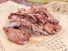 -闯关东东北农家菜(崂山石老人店)