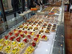 -红跑车HPCBAKERY(汉商店)