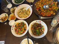 -富正毅三下锅·湘西韵味(天门山索道店)