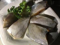 鲳鱼-北京烤鸭爱上川菜(中山路店)