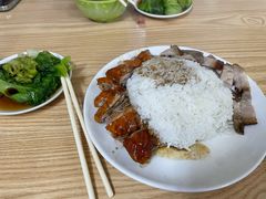 -煲煲香快餐(南京路店)