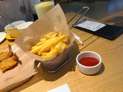 -菲滋意式餐厅(临平万达店)