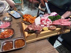-香猪坊韩国烤肉专属门店(魏公村店)