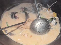 -陈大锅·岳阳鱼馆·地道岳阳菜(美食街店)