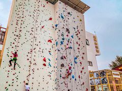 -问山MountQuest攀岩馆