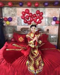 -爱伊人婚纱礼服美妆馆