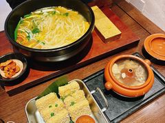 -银米·云南传统过桥米线(双廊黑金冠店)