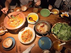 -吃饭皇帝大土家民族菜(正大广场店)