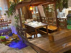 -花溪雨·森林餐厅(石基店)