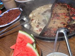 -萍姐火锅·公路夜市(武汉首店)