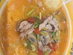 -粉小主·贵州酸汤牛肉粉(南京仙林金鹰店)