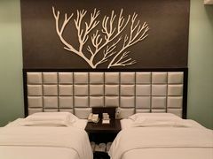 -昆明朗威酒店(昆明站火车站双桥夜市风情街店)