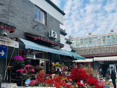 -平吉花卉市场