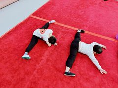 -艺桐年艺术培训中心