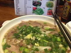 -遵义虾子张六羊肉粉(地王店)