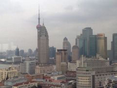 对岸陆家嘴风景-上海外滩豫园万丽酒店