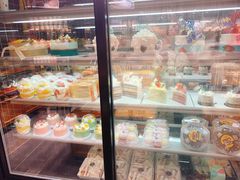 -向阳松鼠(三门井店)