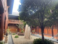 -石峰岩寺