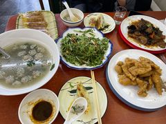 -锅贴王海鲜小馆