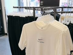 -NIKE北京赛特换季优惠店
