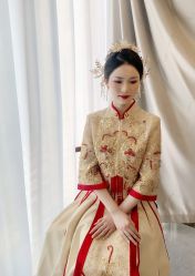 -莫小姐婚纱