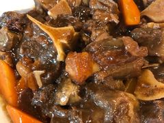 红烧牛尾-民族饭荘(新华大街店)