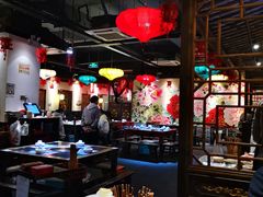 大堂-矮板凳老火锅(宽窄巷子店)